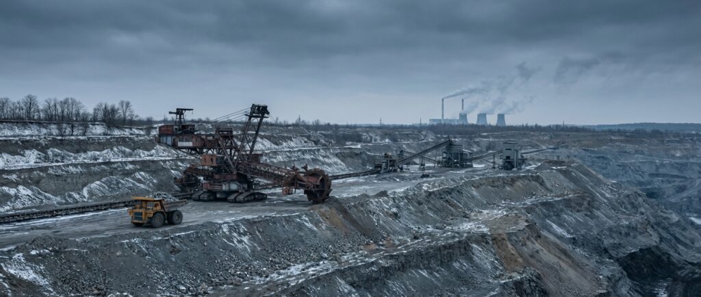 Ferrexpo suspende operações na Ucrânia após ataques à rede elétrica